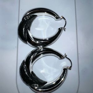 Women earrings
